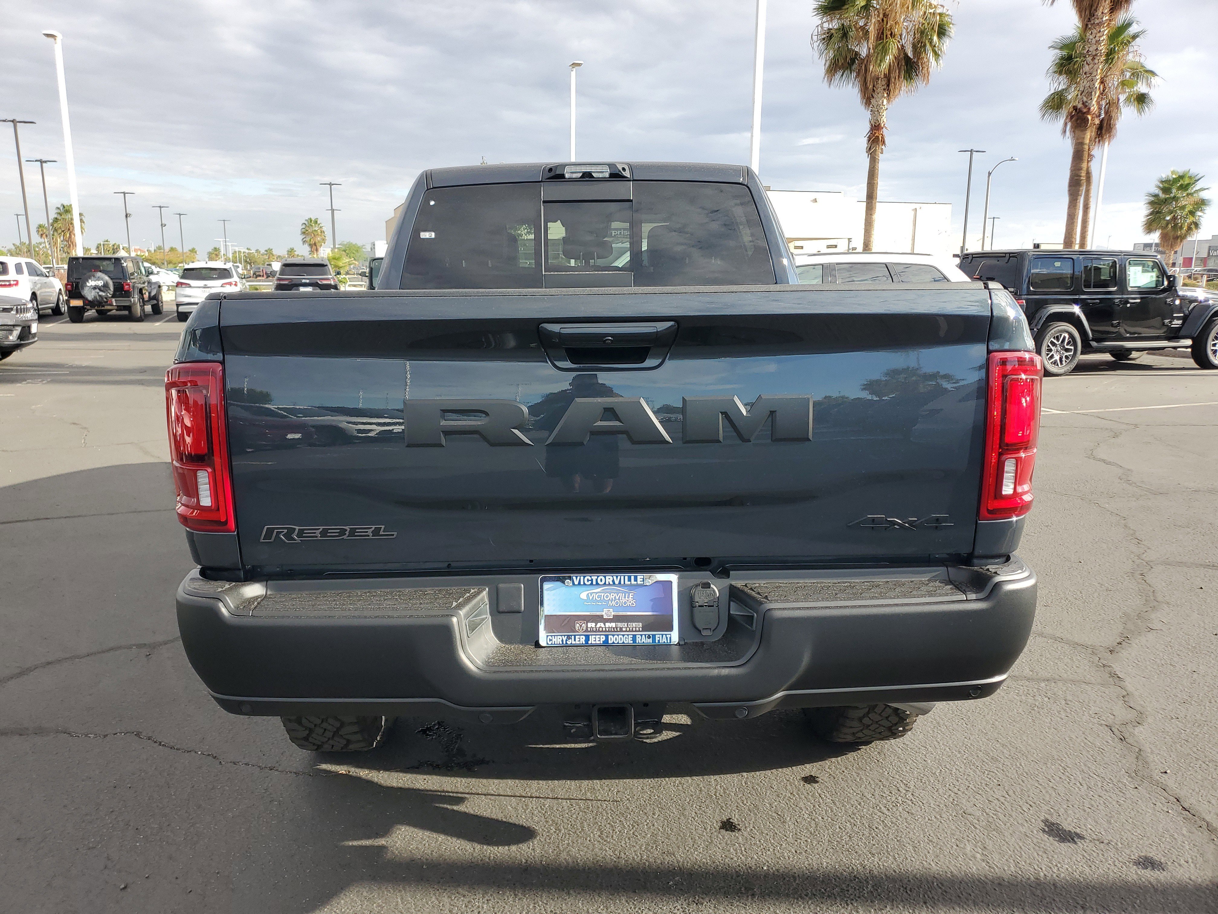 View vehicle photo 4