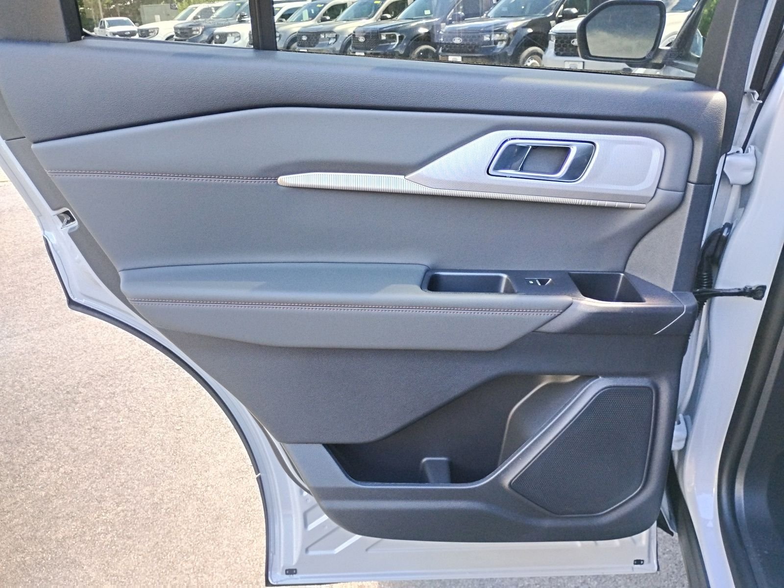 New 2026 Space White Metallic Ford Active image 15