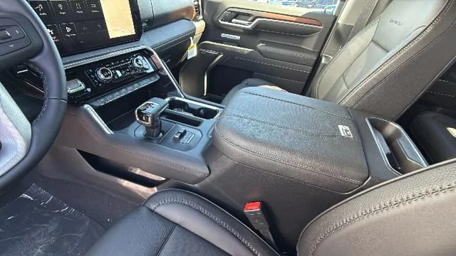 2026 GMC Sierra 1500 Denali - Photo 13