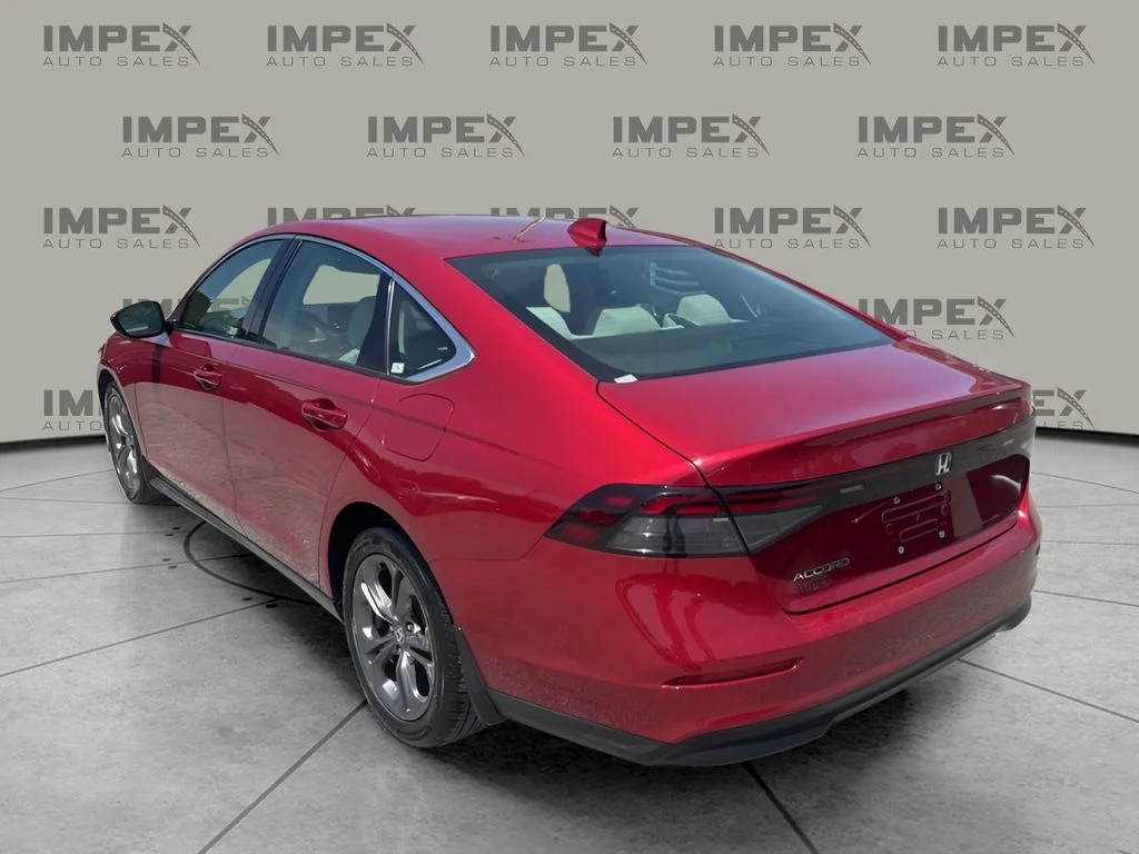 Used 2023 Red Honda EX image 3