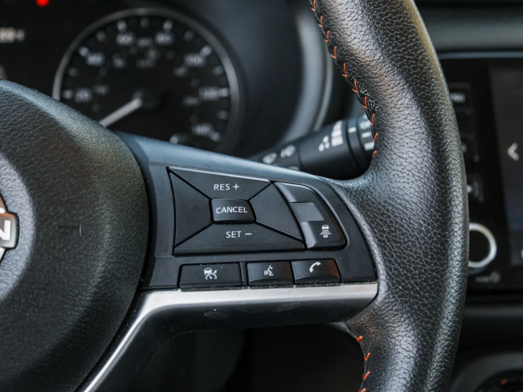 Used 2024 Boulder Gray Pearl Nissan SR image 12