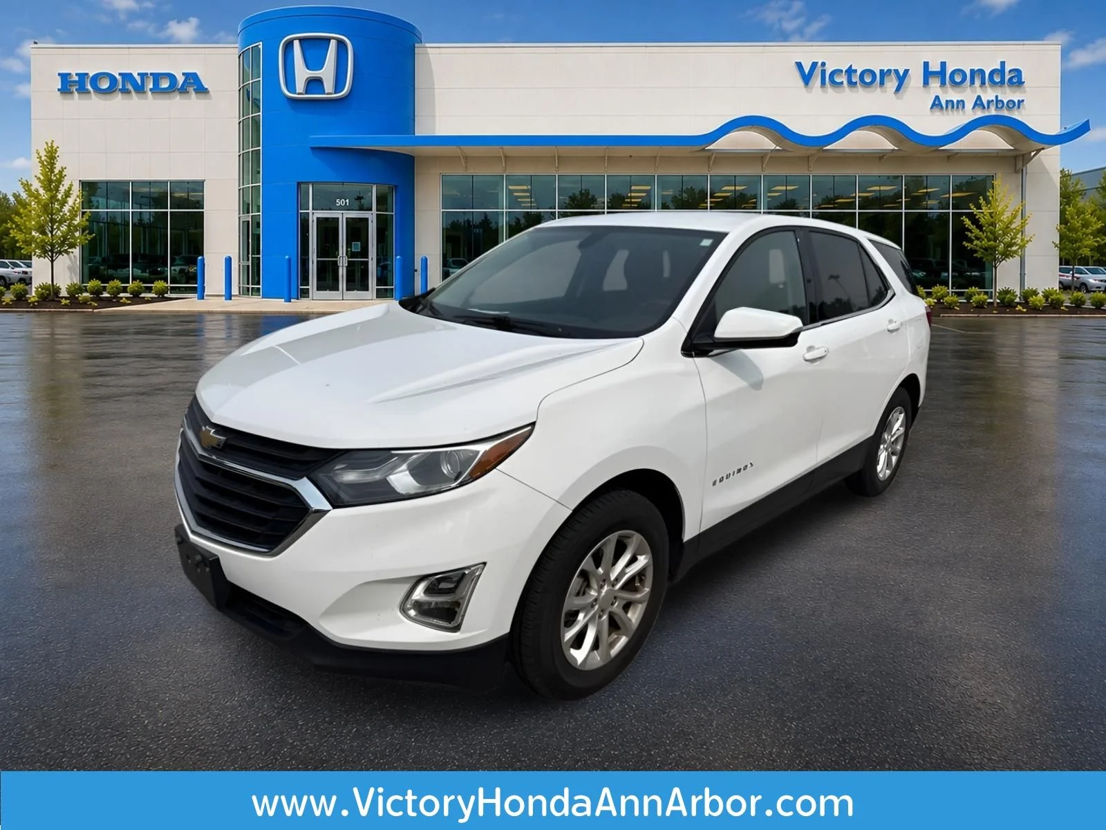 Used 2018 Summit White Chevrolet LT image 1