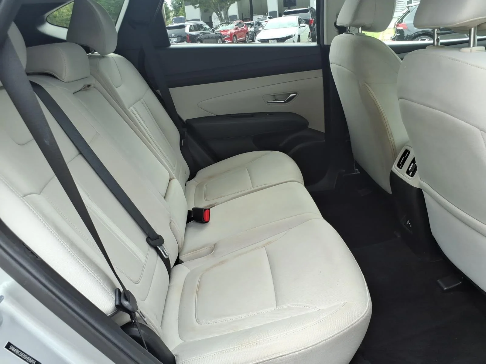 Used 2025 Shimmering Silver Hyundai SEL image 25