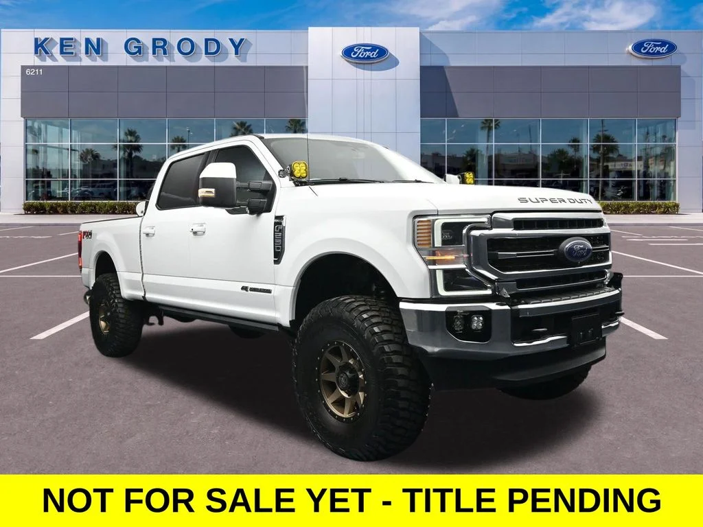 Used 2021 White Ford Lariat image 1