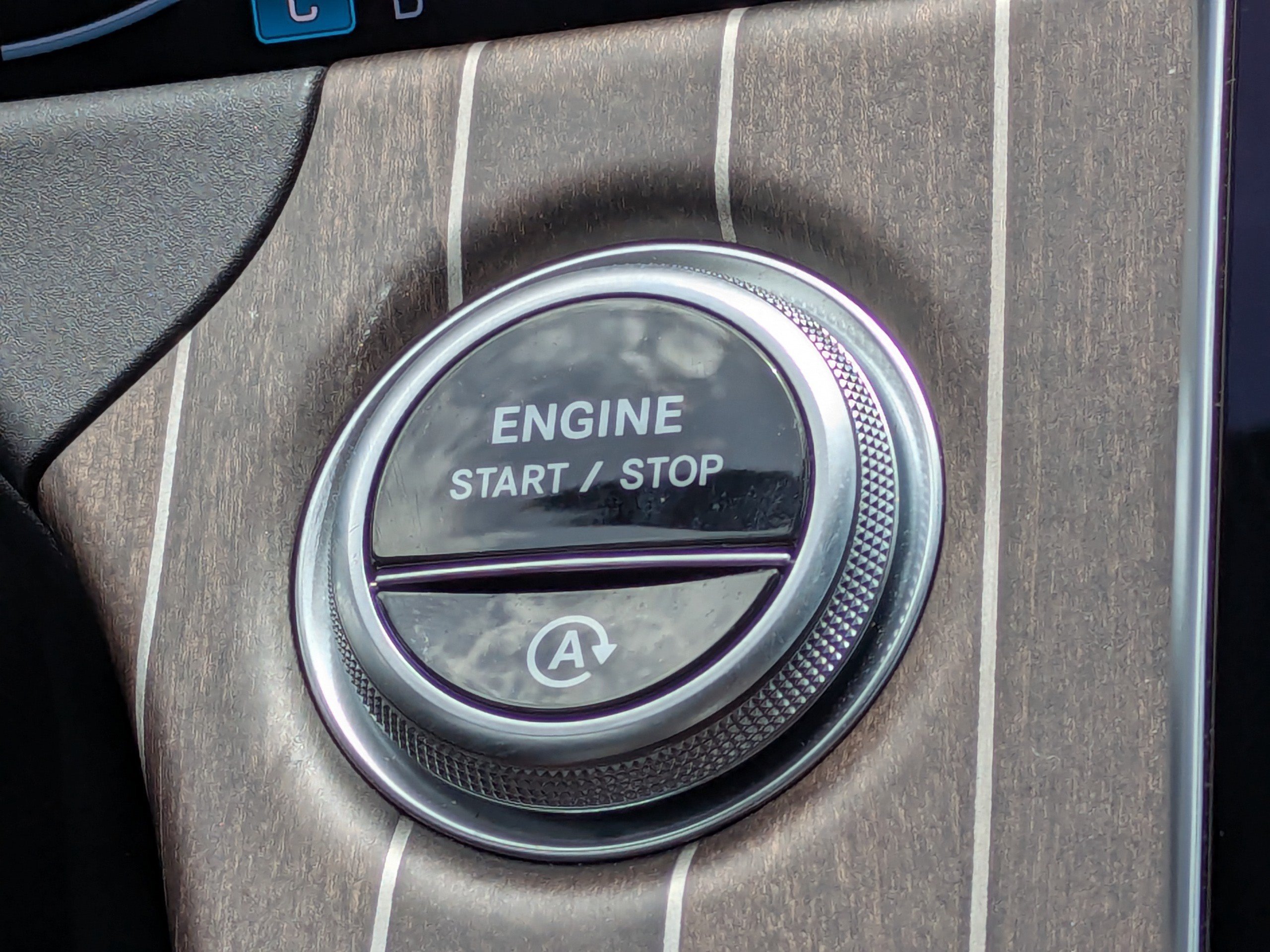 2025 Mercedes-Benz E-Class E450 - Photo 30