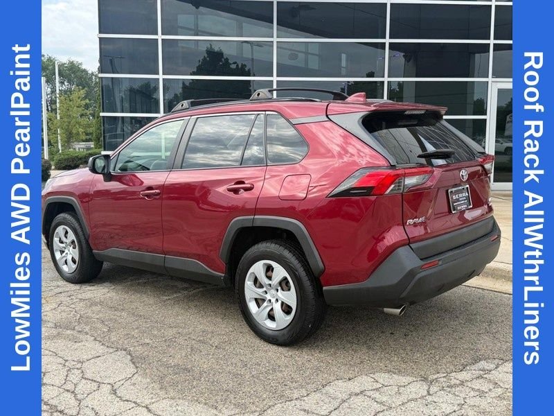 Used 2019 Pearl Toyota LE image 5