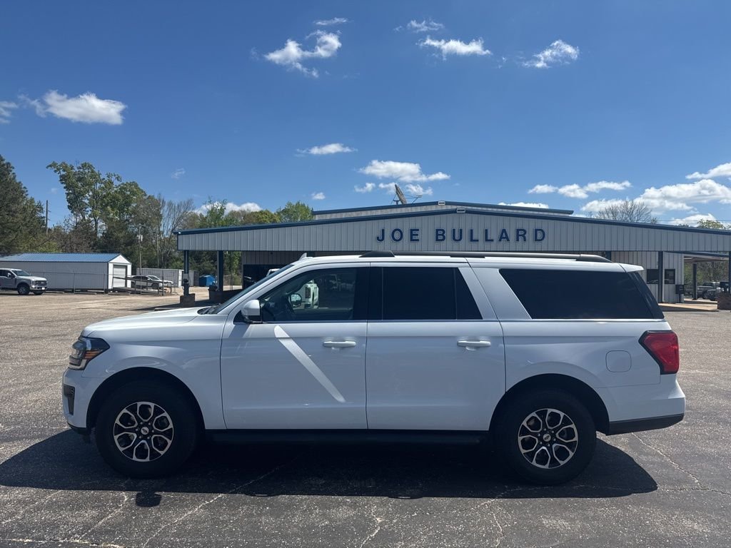 Used 2023 White Ford XLT image 22