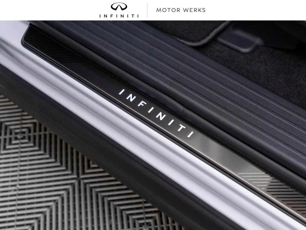 New 2027 Black INFINITI Autograph image 15