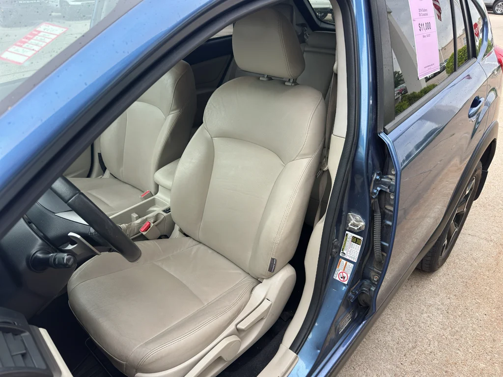 Used 2014 Quartz Blue Pearl Subaru Limited image 22