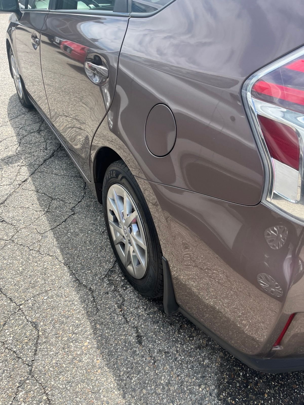 Used 2017 Brown Toyota Four image 6