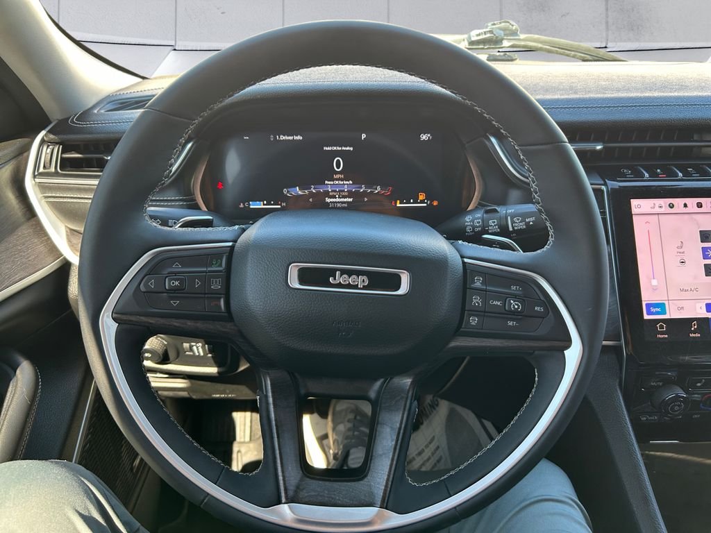 Used 2023 White Jeep Limited image 9