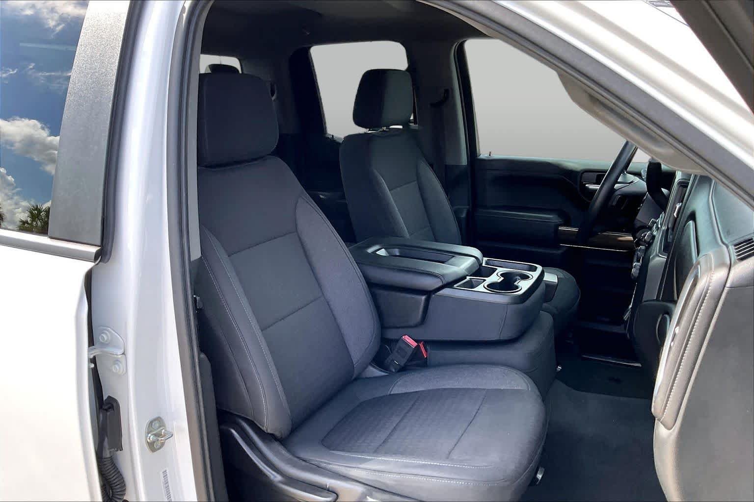 Used 2020 Summit White Chevrolet LT image 9