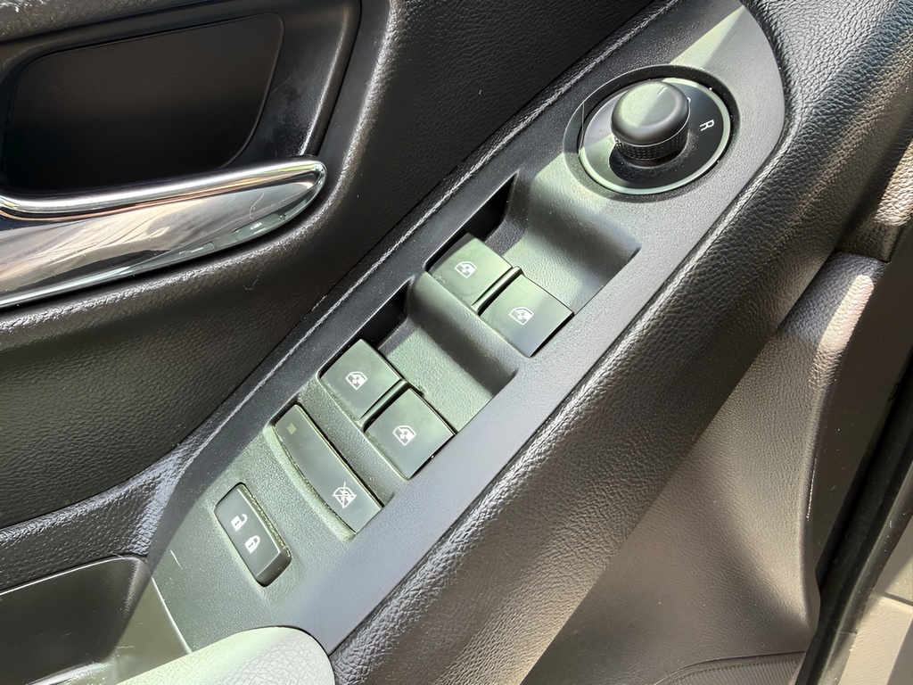Used 2019 Gray Chevrolet LT image 24