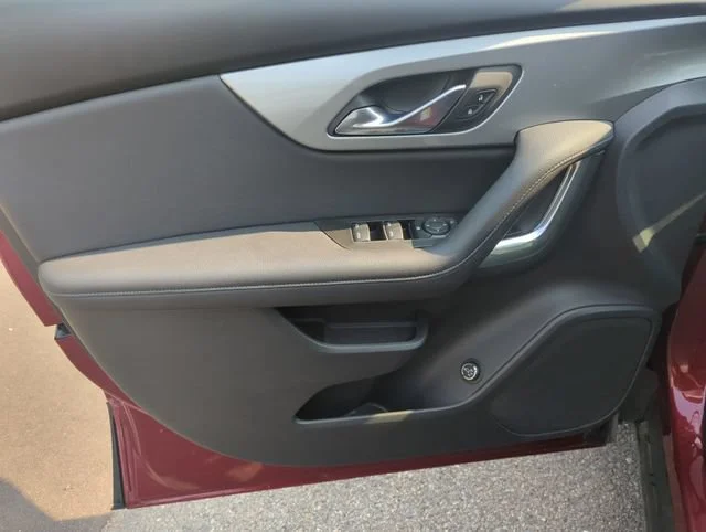 Used 2019 CAJUN RED TINTCOAT Chevrolet  image 19