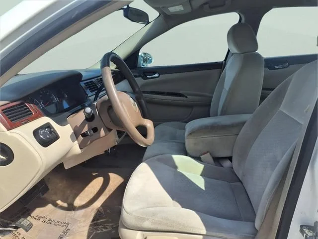 Used 2007 White Chevrolet 3.5L LT image 15