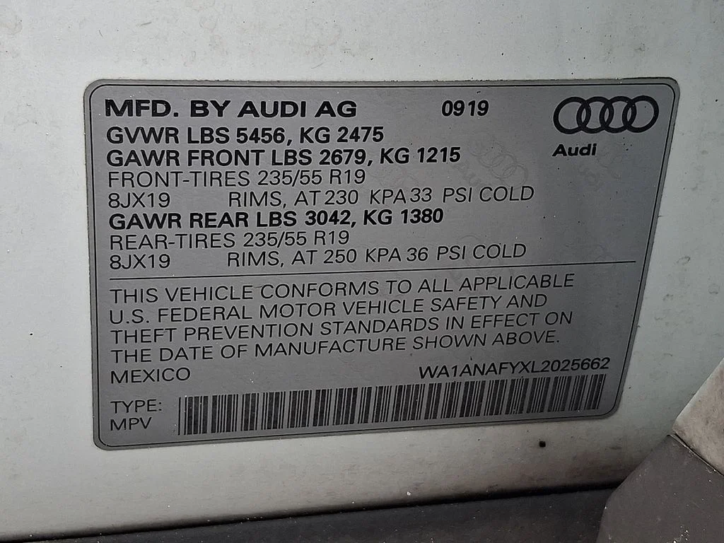 Used 2020 White Audi 45 Premium image 27