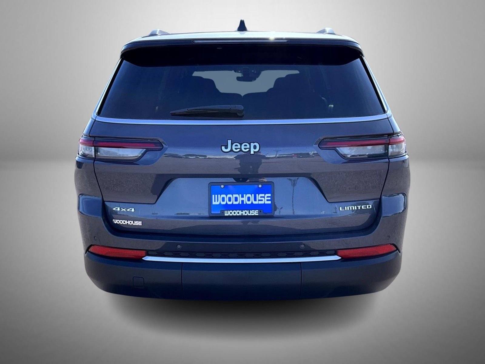 New 2026 Baltic Gray Metallic Clear-Coat Exterior Paint Jeep Limited image 6