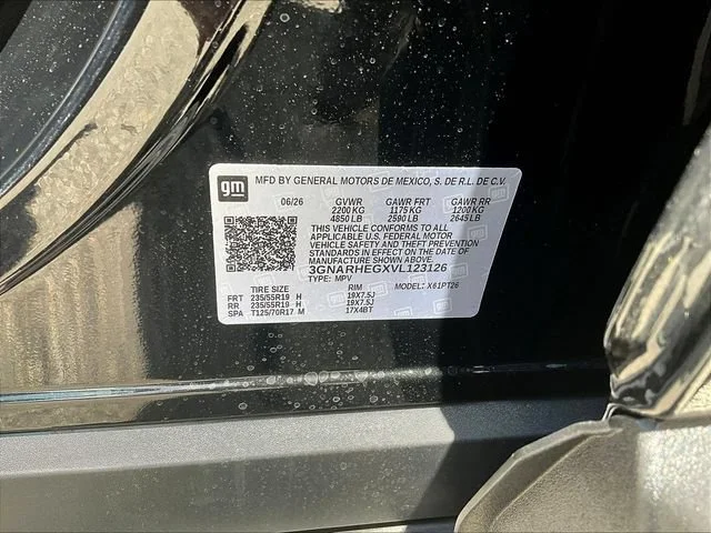 2027 Chevrolet Equinox LT - Photo 8