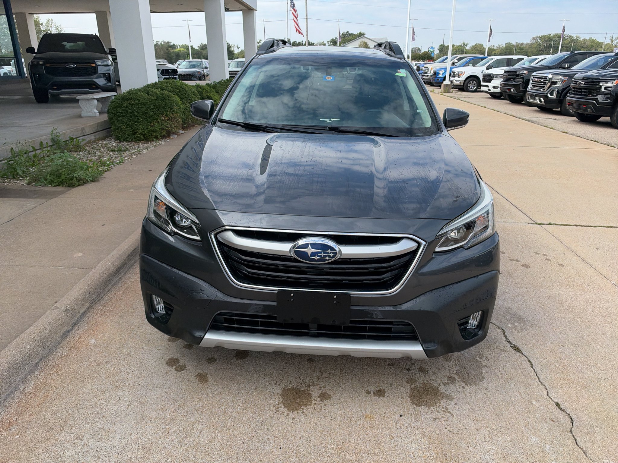 Used 2021 Magnetite Gray Metallic Subaru Limited XT image 3