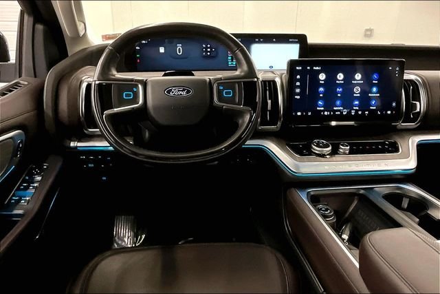2025 Ford Expedition Platinum - Photo 6