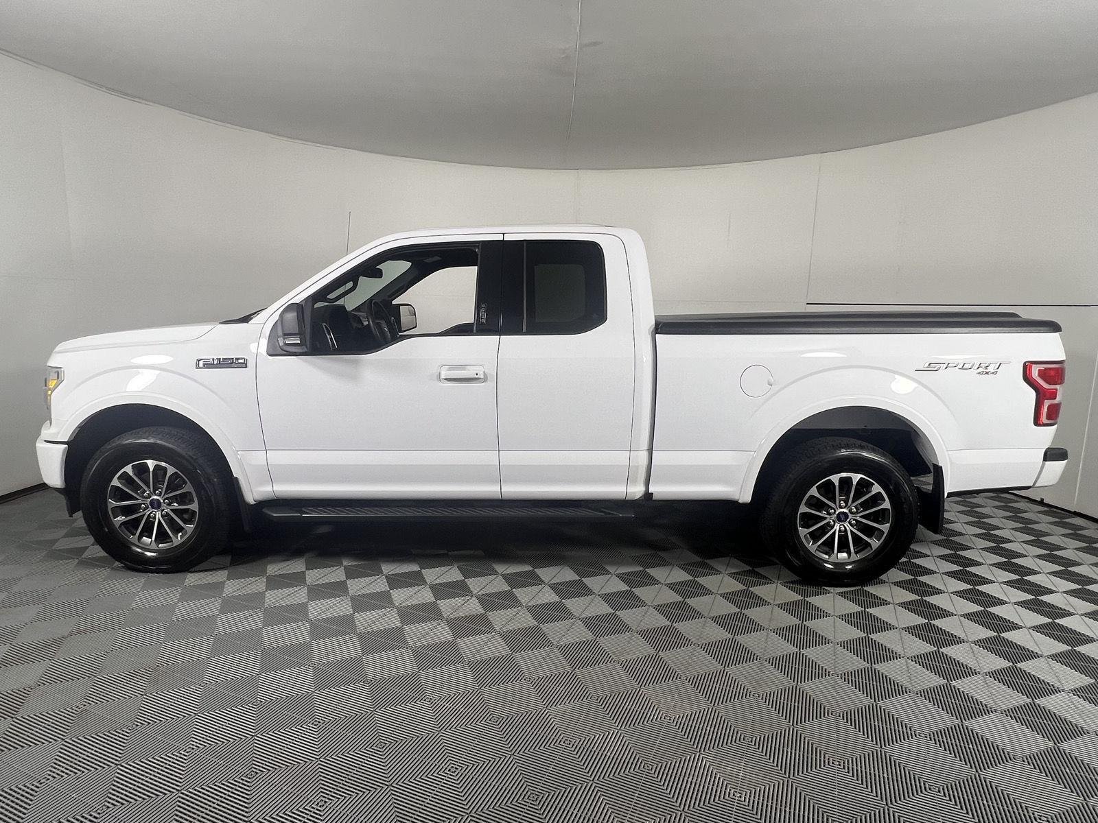 Used 2019 Oxford White Ford XLT image 8