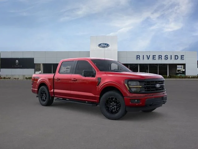 New 2026 Ruby Red Metallic Tinted Clearcoat Ford XLT image 7