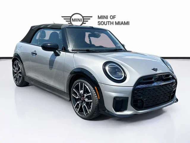 2026 MINI Convertible Cooper S's photo