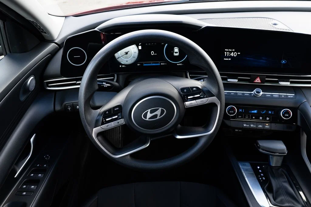 Used 2024 Red Hyundai SEL image 11