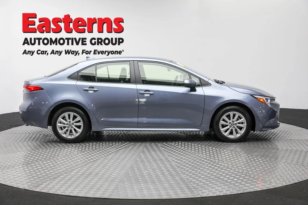 Used 2025 Gray Toyota LE image 4