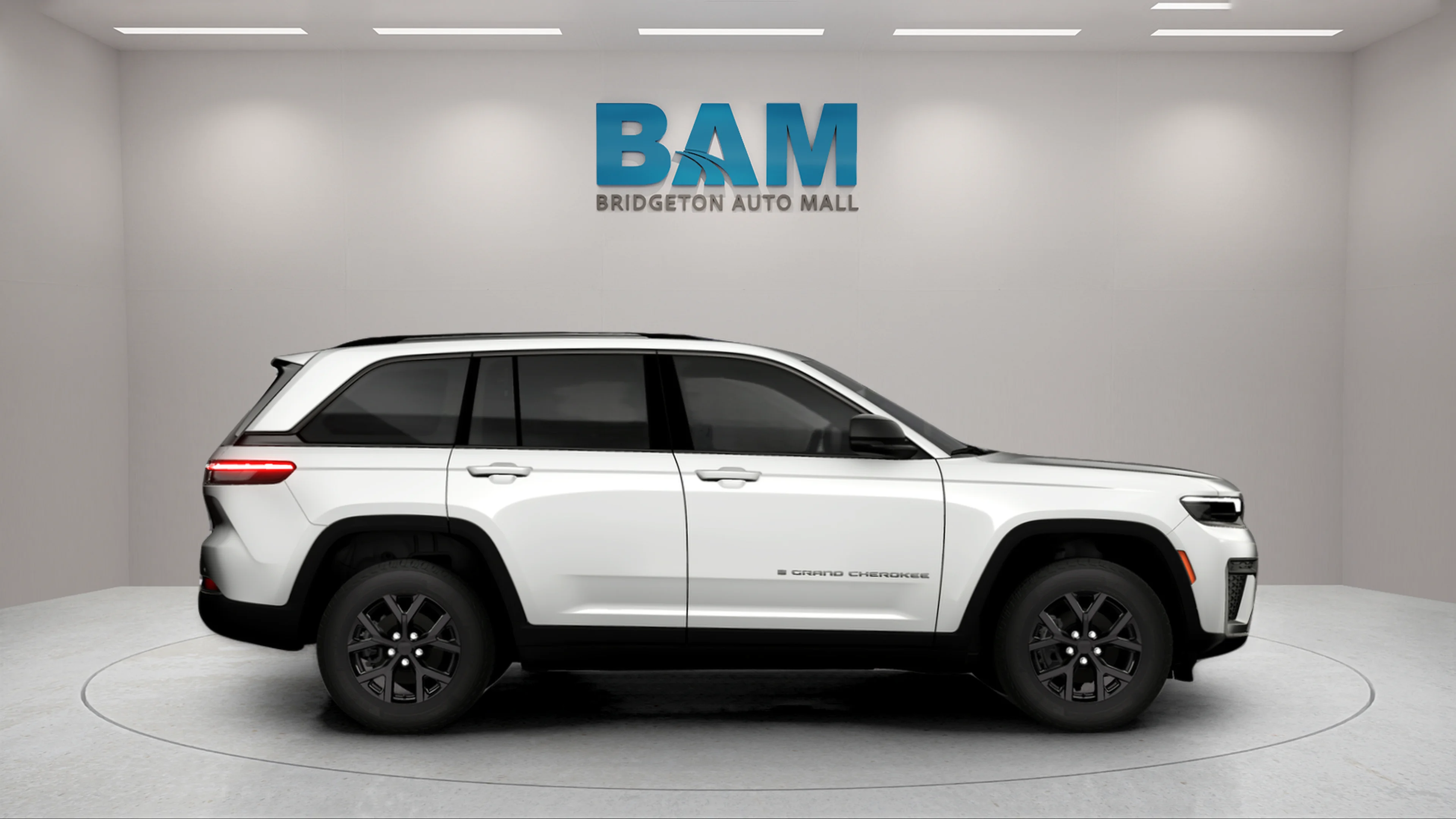 New 2026 Bright White Clearcoat Jeep Laredo Altitude image 3