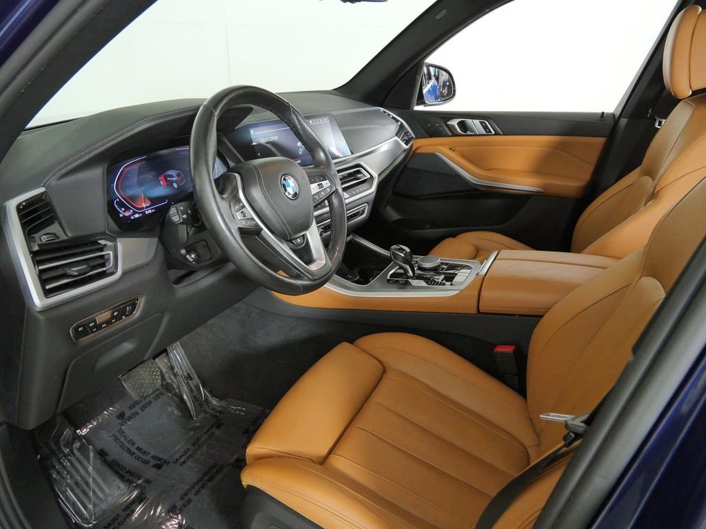 Used 2021 Phytonic Blue Metallic BMW xDrive40i image 35
