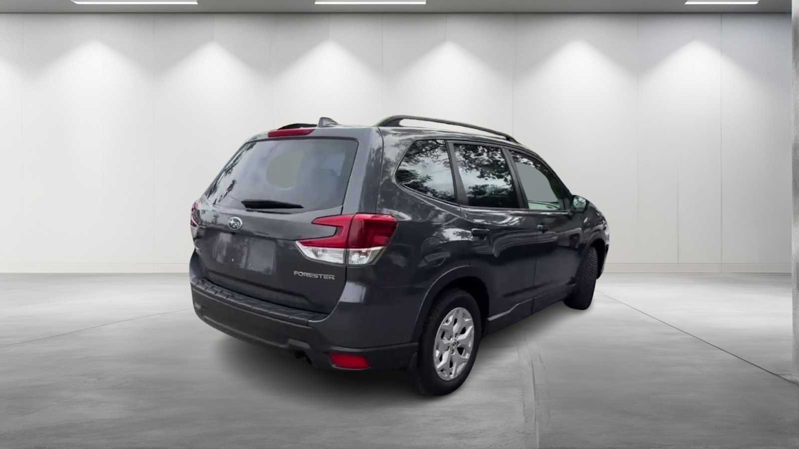 Used 2021 Magnetite Gray Metallic Subaru  image 7