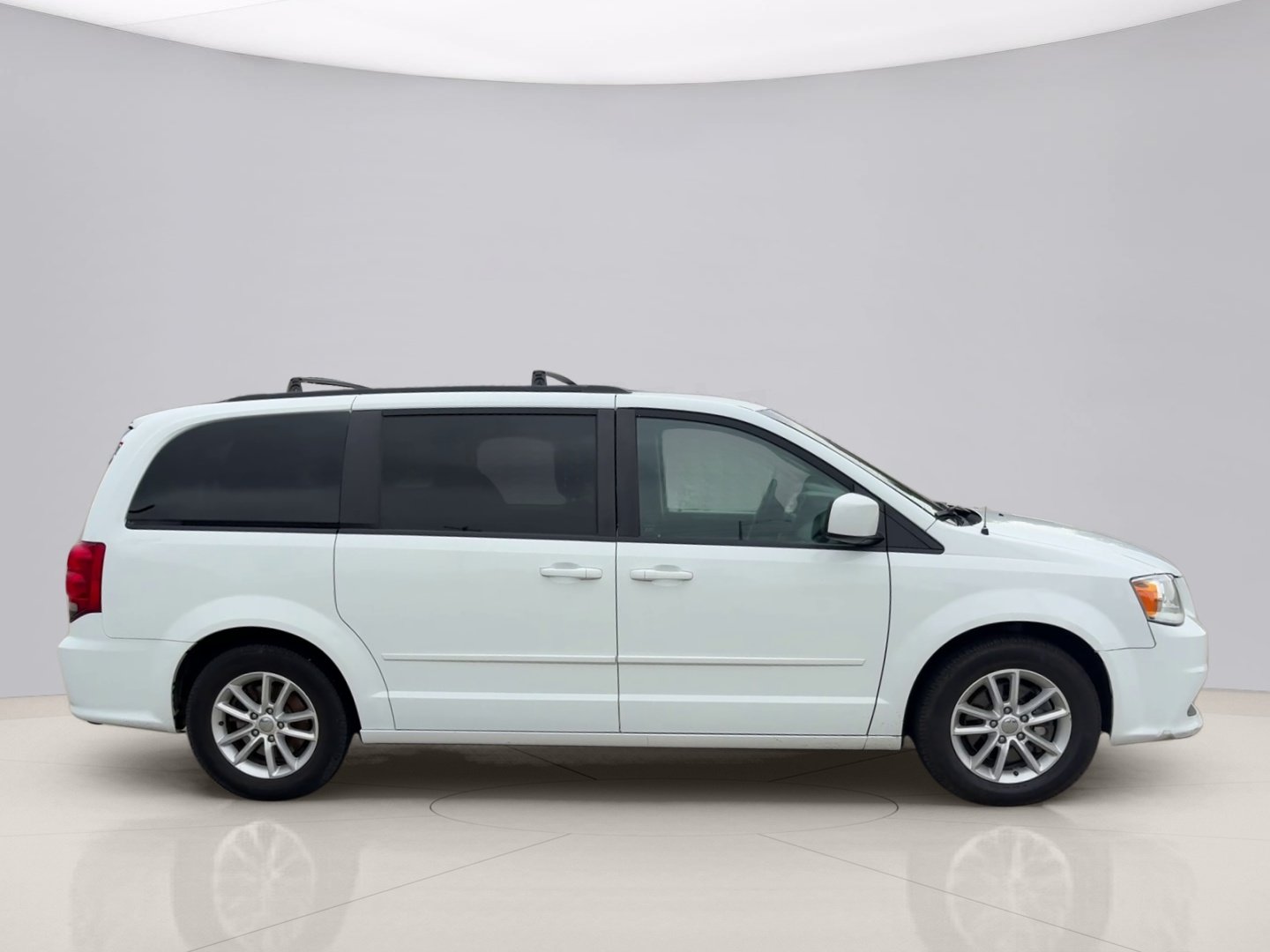 2016 Dodge Grand Caravan SXT - Photo 6