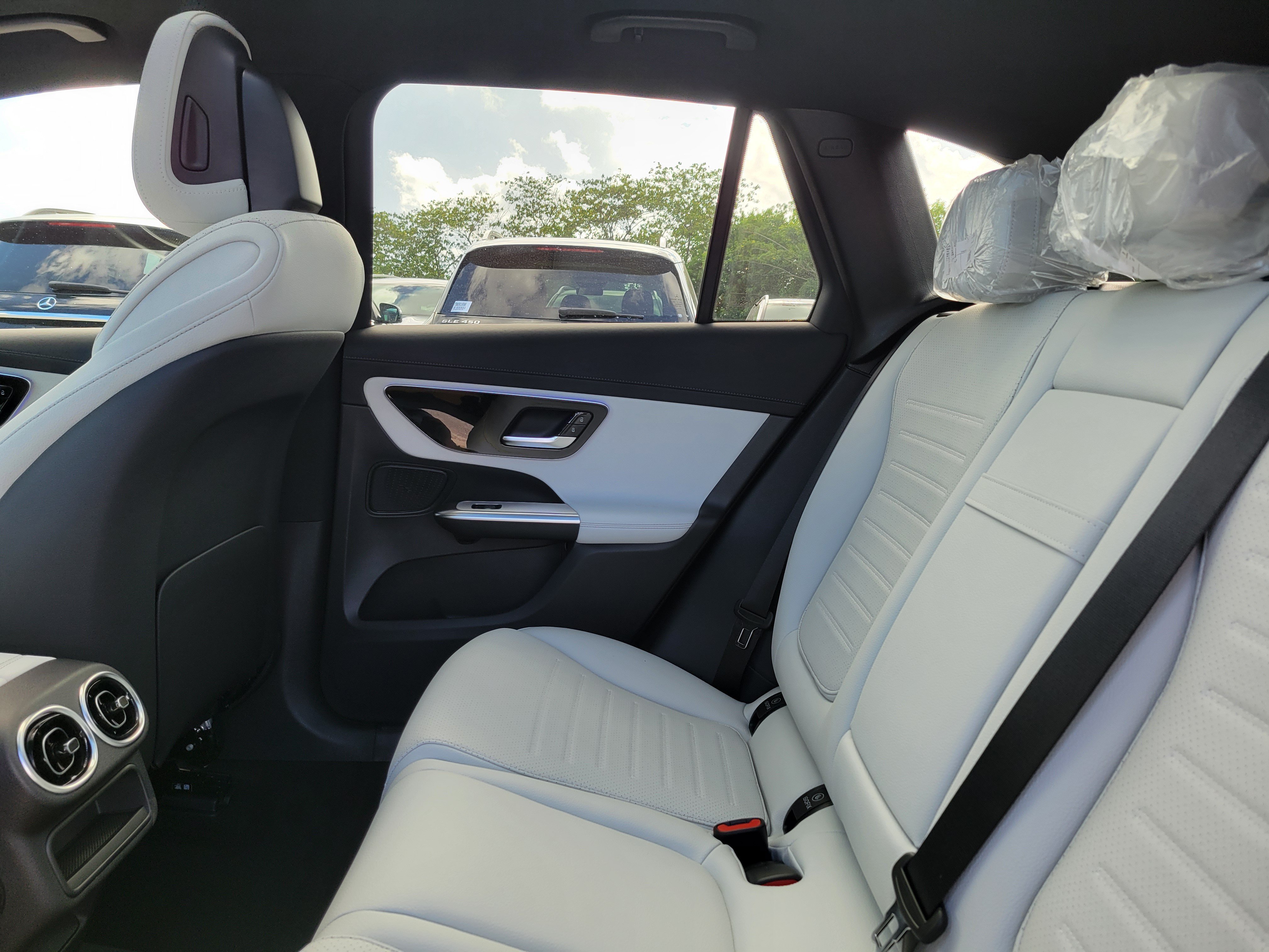 New 2026 Cirrus Silver Metallic Mercedes-Benz GLC 300 image 63