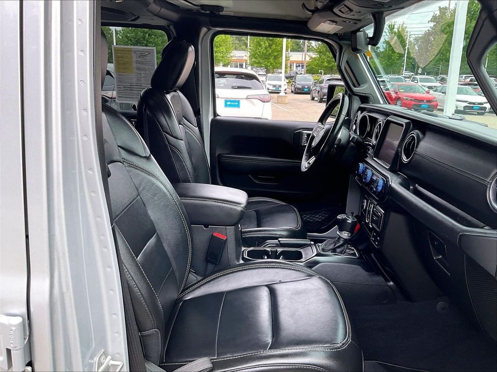 Used 2023 Silver Jeep Sahara 4xe image 11