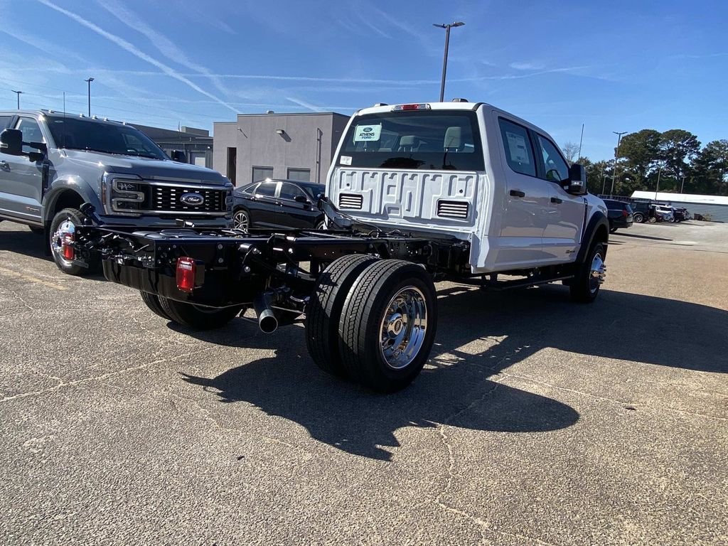 New 2026 Oxford White Ford F-450® XL image 3
