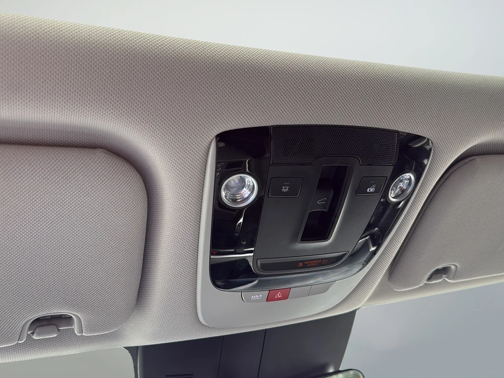 Used 2024 Brown Kia X-Line EX image 28