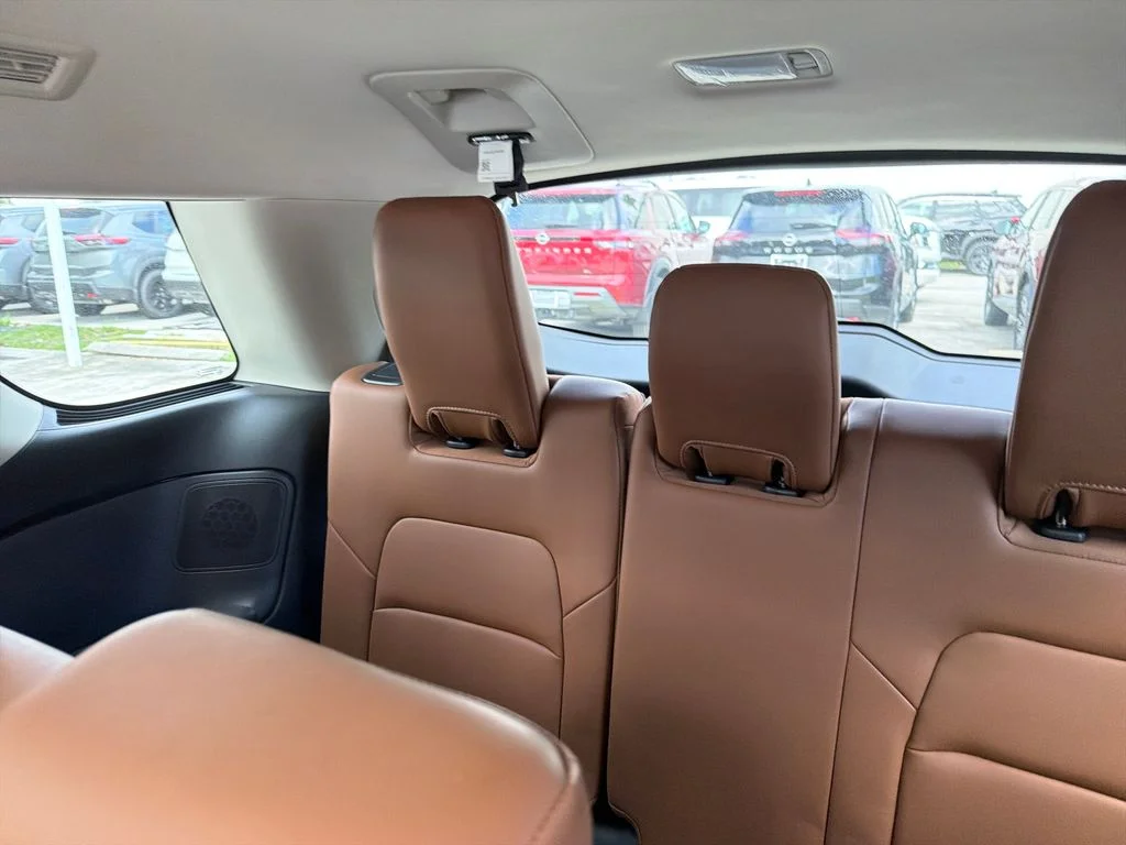 2024 Nissan Pathfinder Platinum - Photo 37