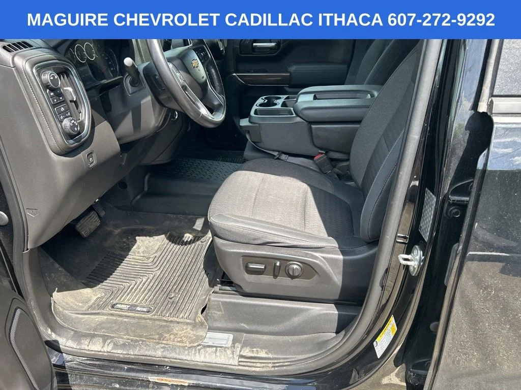 Used 2019 Black Chevrolet LT image 10
