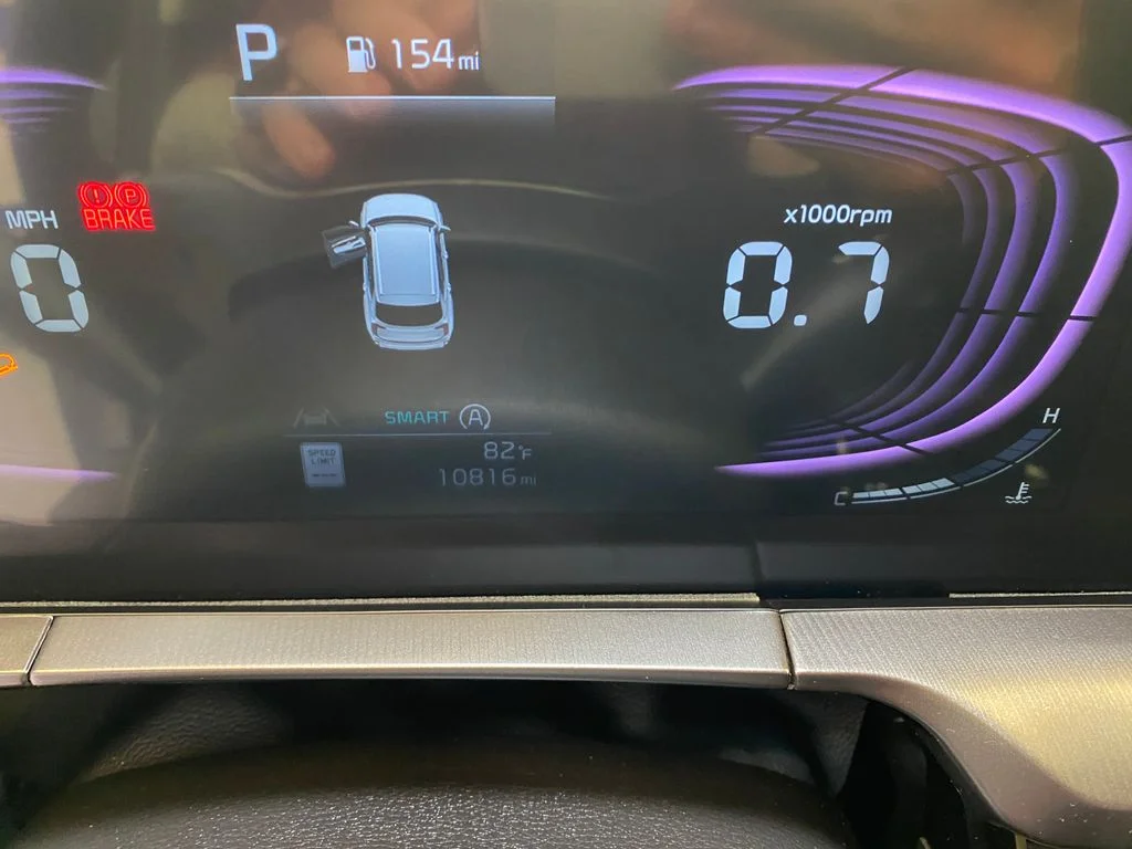 Used 2025 Silver Kia S image 37