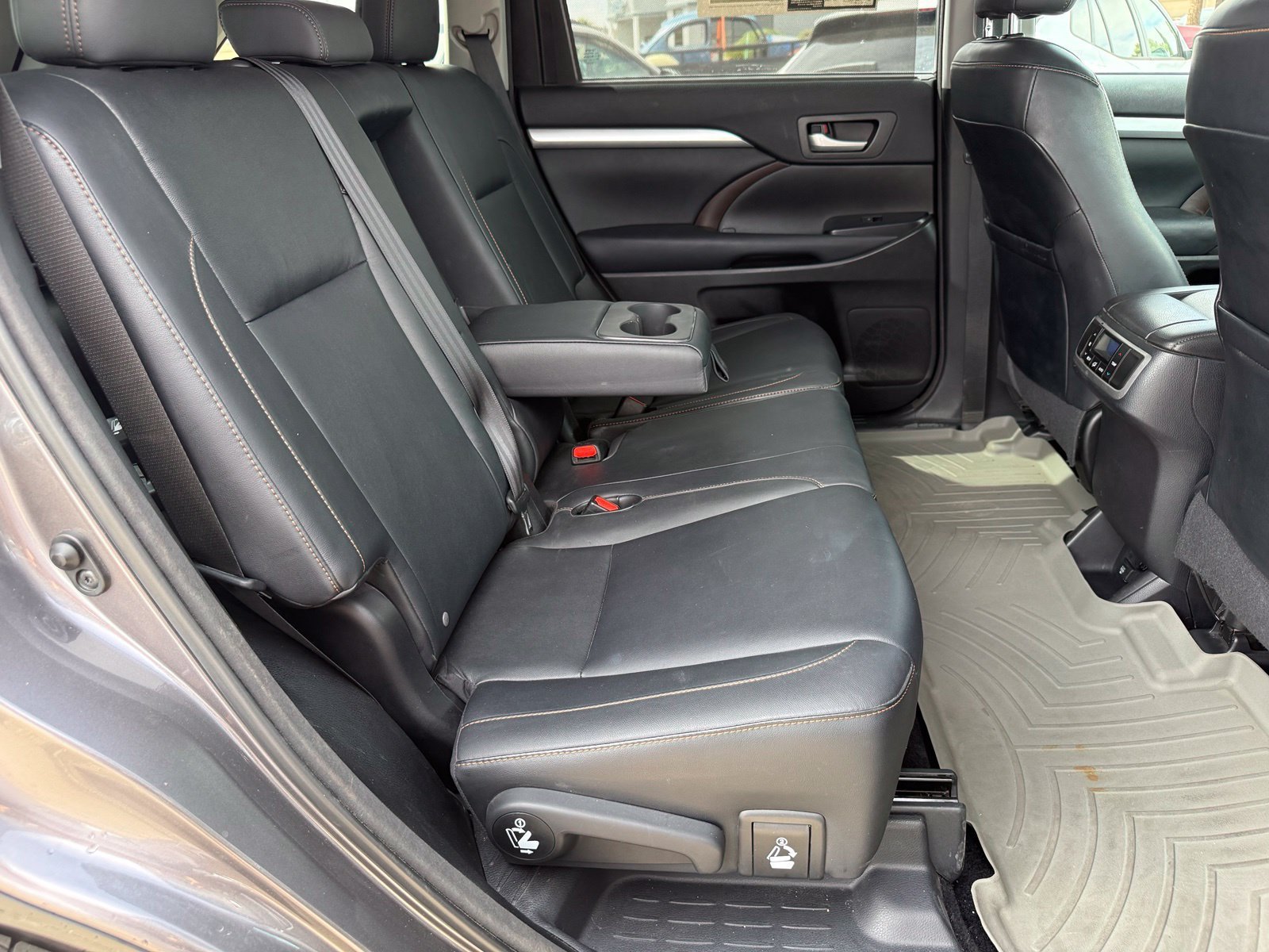 2014 Toyota Highlander XLE - Photo 38