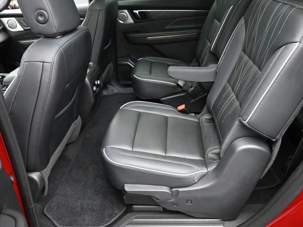 Certified Used 2025 Red Buick Avenir image 15