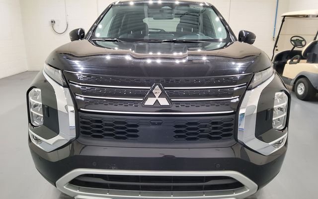 2024 Mitsubishi Outlander