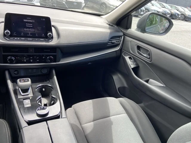 2025 Nissan Rogue S - Photo 15