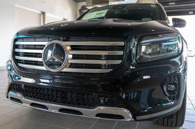 New 2026 Night Black Mercedes-Benz GLB 250 image 45