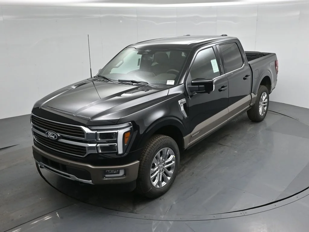 New 2026 Agate Black Metallic Ford King Ranch image 36
