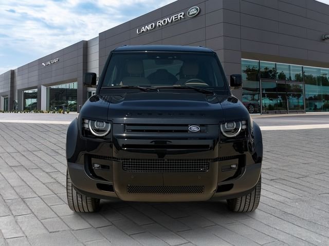 New 2026 Santorini Black Land Rover S image 8