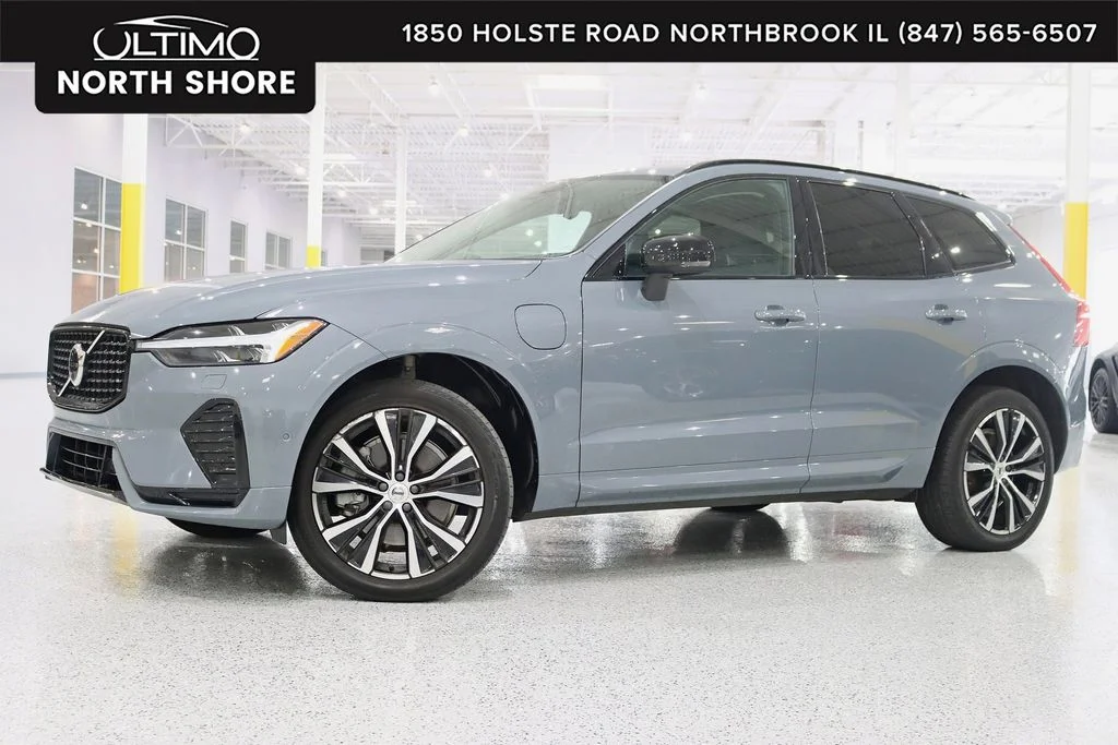 Used 2023 Gray Volvo Ultimate image 1