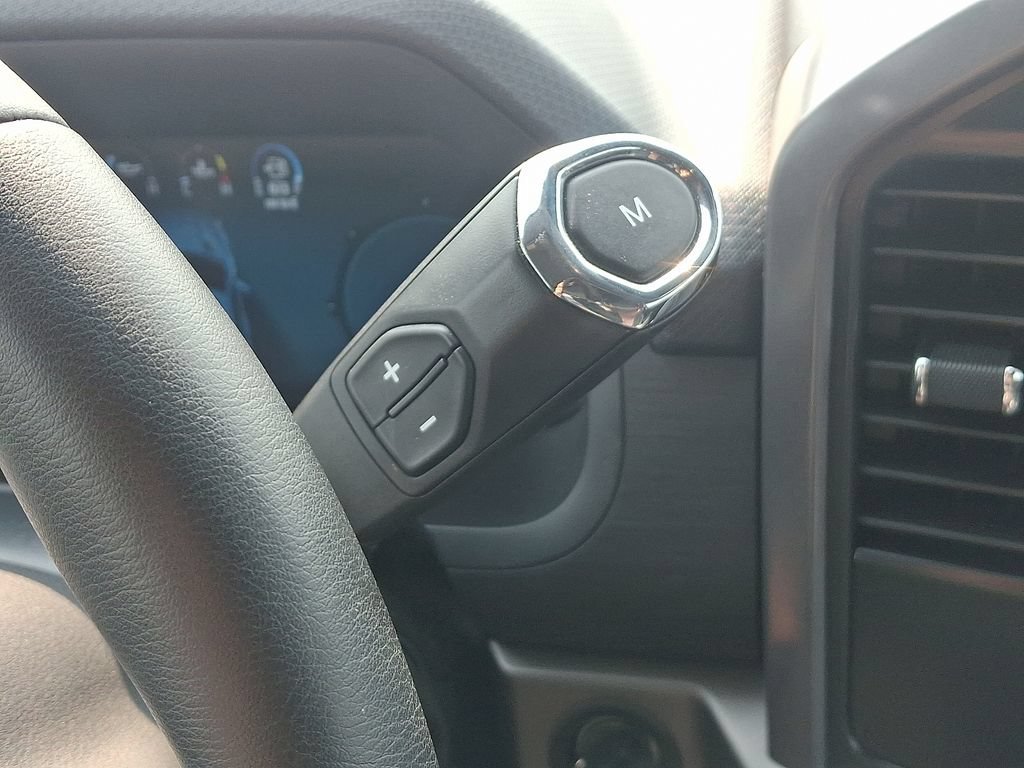 Used 2025 Silver Ford XLT image 15