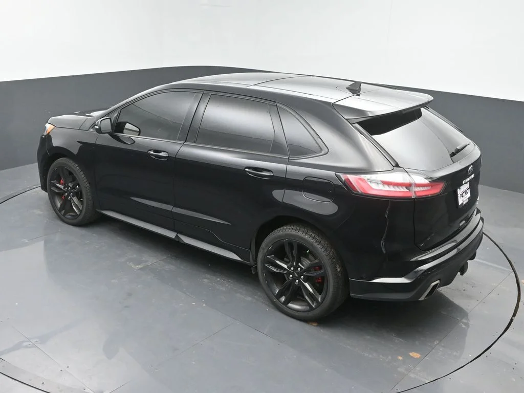 Used 2022 Black Ford ST image 29